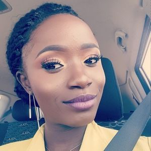 Meet your Posher, Demilade